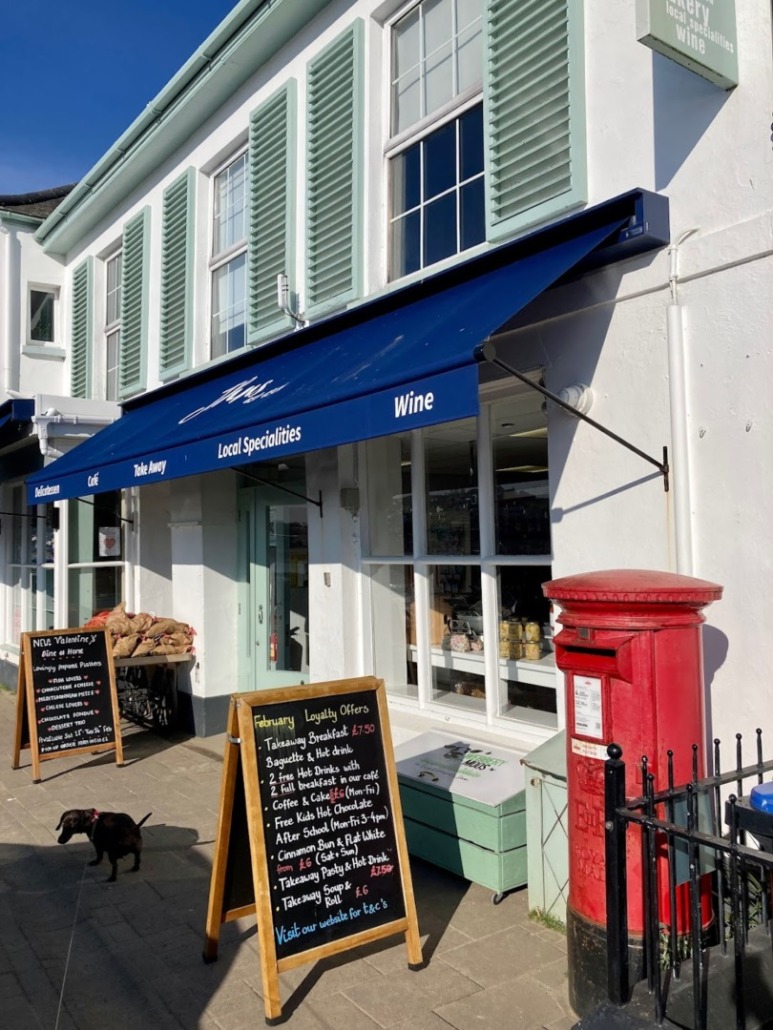 Johns of Instow