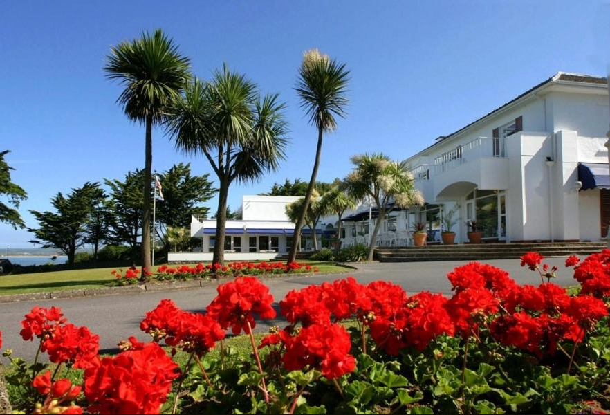 Commodore Hotel
