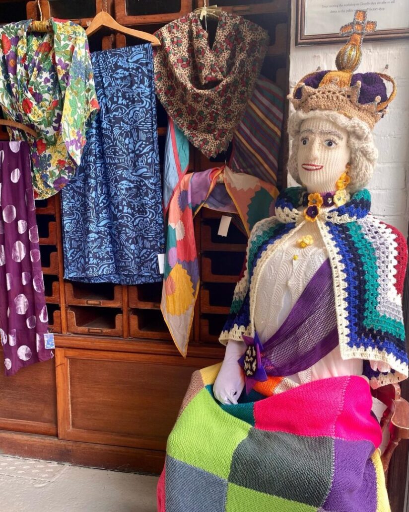 clovelly silk shop